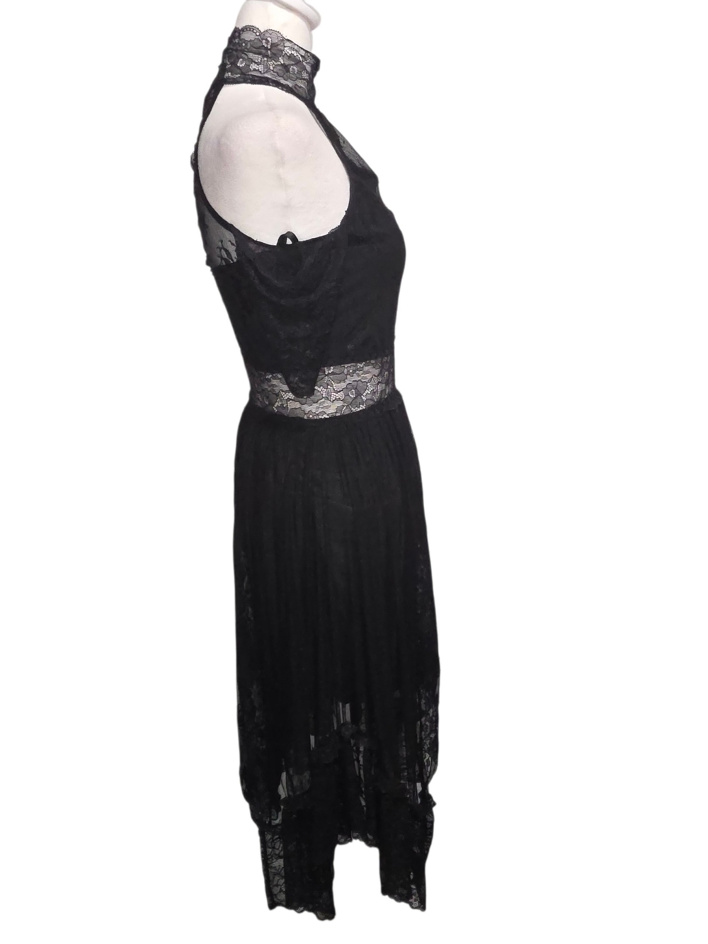 Widow by Dolls Kill Black Lace High Neck Cold Shoulder Hi Low Gothic Dress Sz M - Picture 4 of 11
